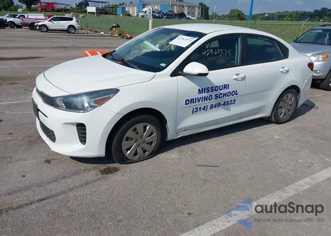 2018 Kia Rio S z USA, uszkodzony, nr VIN 3KPA24AB4JE086346